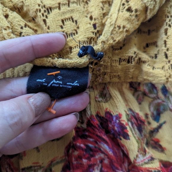 URBAN OUTFITTERS - Mustard Floral Crochet Mini Dress - Picture 8 of 11